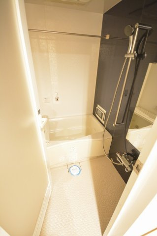 大阪市西区土佐堀３丁目の賃貸マンションの浴室