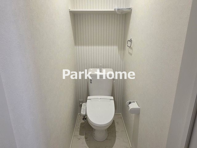 高知市桟橋通3丁目　③　新築戸建てのトイレ|１F：トイレ