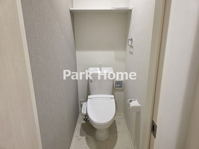 高知市桟橋通3丁目　③　新築戸建てのトイレ|２F:トイレ