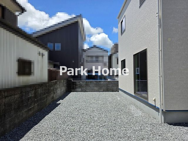 高知市桟橋通3丁目　③　新築戸建ての庭