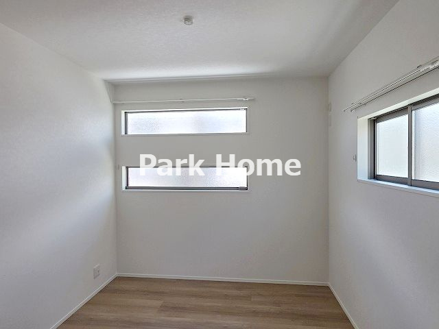 高知市桟橋通3丁目　③　新築戸建ての洋室|２F：5.9洋室