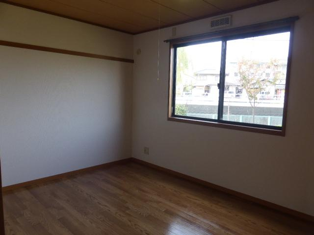 ソレジオ浜中　Ｂの居間・リビング|洋室