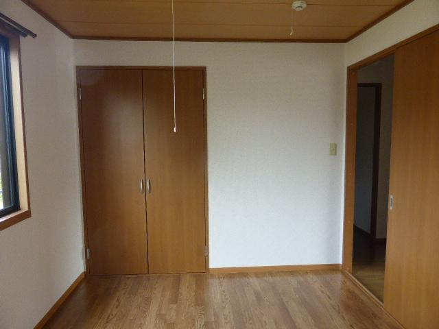 ソレジオ浜中　Ｂの居間・リビング|洋室