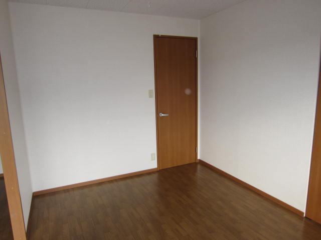 ソレジオ浜中　Ａの居間・リビング|洋室