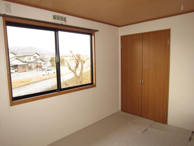 ソレジオ浜中　Ａの居間・リビング|和室