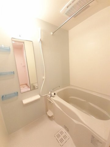 ブリーゼの浴室