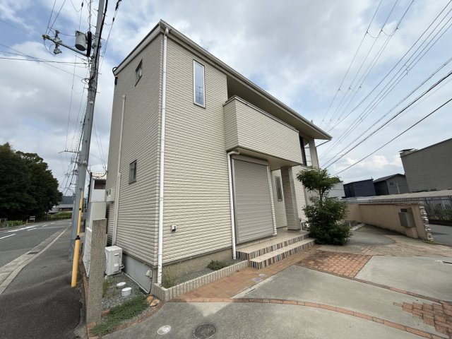 岩端町貸家の外観