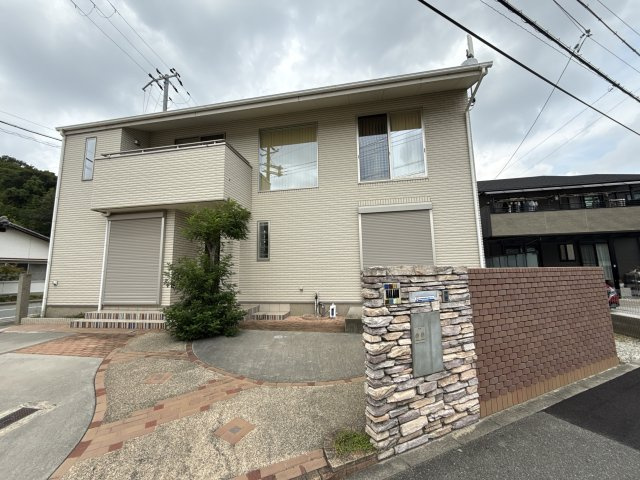 岩端町貸家の外観