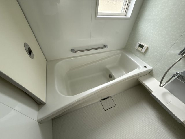 岩端町貸家の浴室