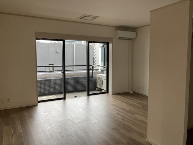 中央区新川１丁目の賃貸マンションの洋室