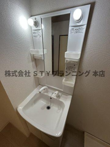 仲介手数料０円！ライオンズマンション栄の独立洗面台
