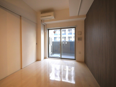 【居間・リビング】 | SERENiTE本町エコート | 使いやすい居間です