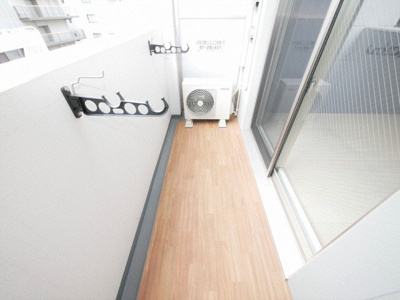 【バルコニー】 | セレニテ心斎橋グランデ | 広々としたバルコニーです