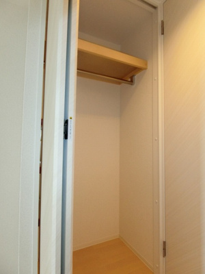 【収納】 | SERENiTE北浜 | 十分な収納スペースがあります