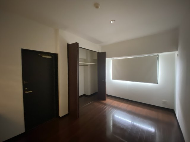 クイーンズプラザ久留米中央の設備|洋室です♪