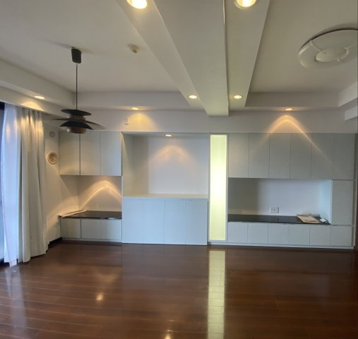 クイーンズプラザ久留米中央の居間・リビング|広いリビング★