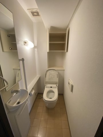 クイーンズプラザ久留米中央のトイレ|嬉しい温水洗浄便座付き♪