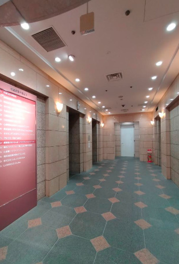 御堂筋ミナミビルのロビー|エレベーターホール