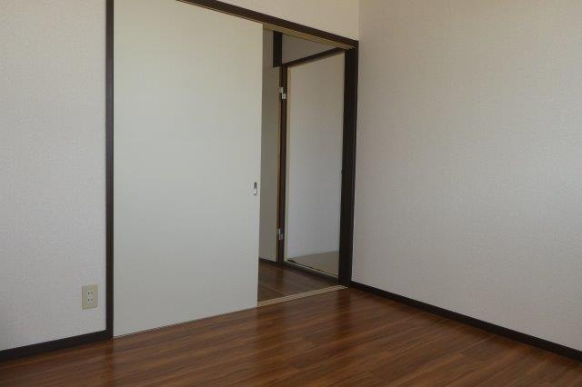 コーポサンライトⅠの洋室