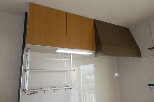 コーポサンライトⅠのキッチン|キッチン上収納