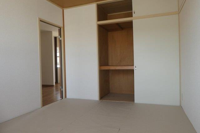 コーポサンライトⅠの収納|和室