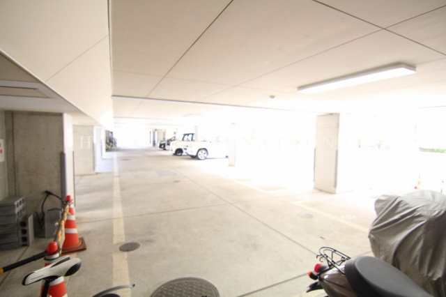 Ｓ-ＦＯＲＴ舞浜の駐車場