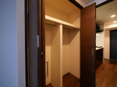 【収納】 | スプランディッド淀屋橋DUE | 大きなスペースがあり、収納には困りません