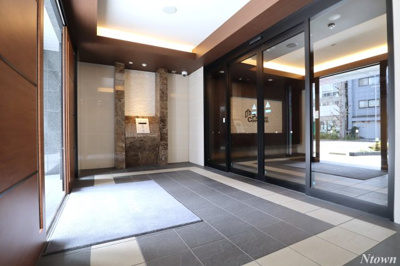 【エントランス】 | プレサンス栄ライズ | 毎日通るエントランスはこのようになっています