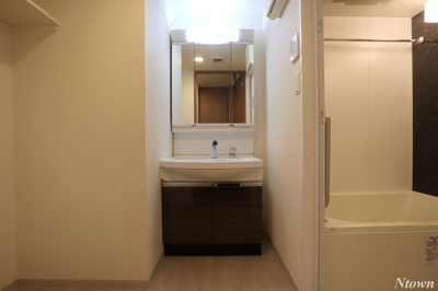 【独立洗面台】 | プレサンス栄ライズ | 独立洗面台あり、毎朝おしゃれに忙しい女性の方におすすめです