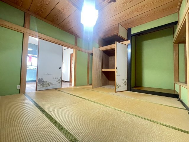 東吉田1080の和室