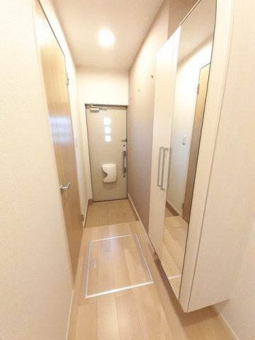 フローラⅠの玄関