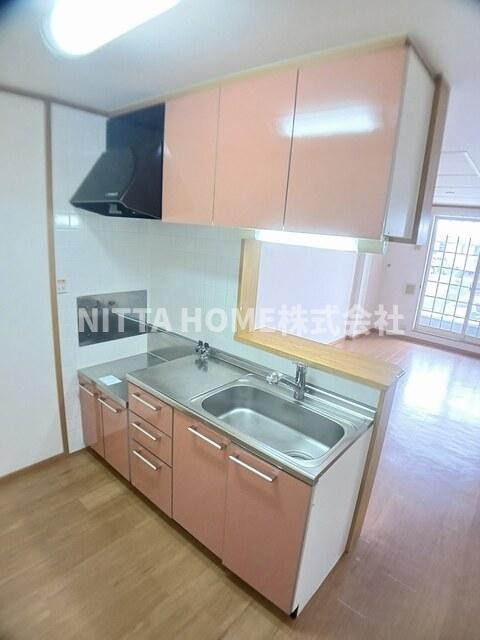 サンヒルズＢのキッチン|キッチンは人気の対面型キッチンです★