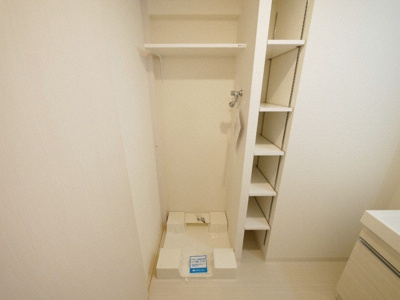 【設備】 | RISING Maison 本町橋 | 洗濯機置き場です