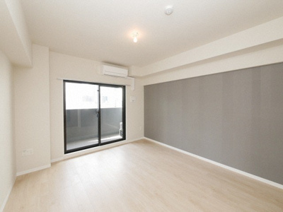 【居間・リビング】 | アヴェニール北浜 | 使いやすい洋室です