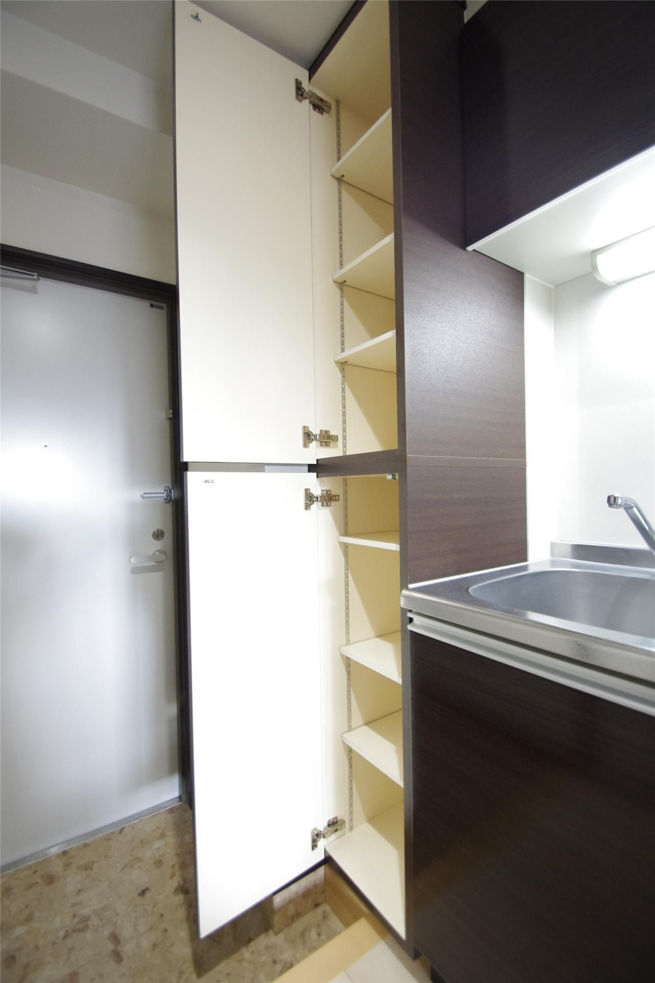 カーネリアン新屋敷の玄関