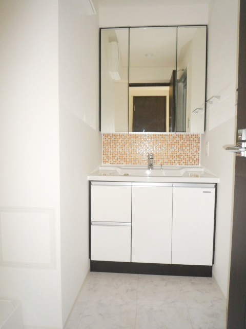 テラス文京本郷の独立洗面台|※写真は同タイプの別室になります