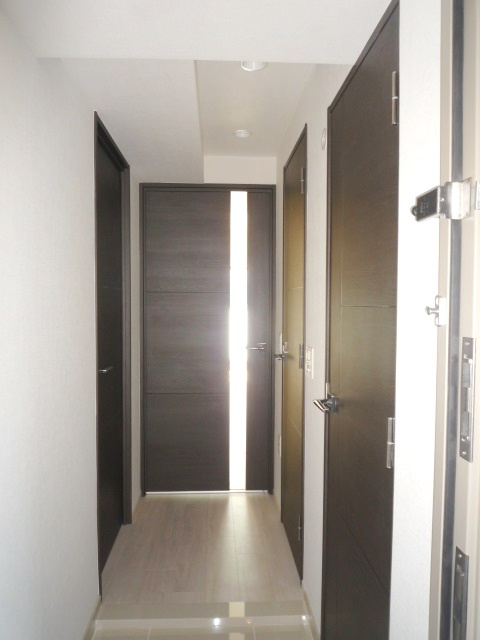 テラス文京本郷の玄関|※写真は同タイプの別室になります