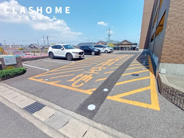 ロベリア　　刈谷市の賃貸ならクラスホーム刈谷店の駐車場
