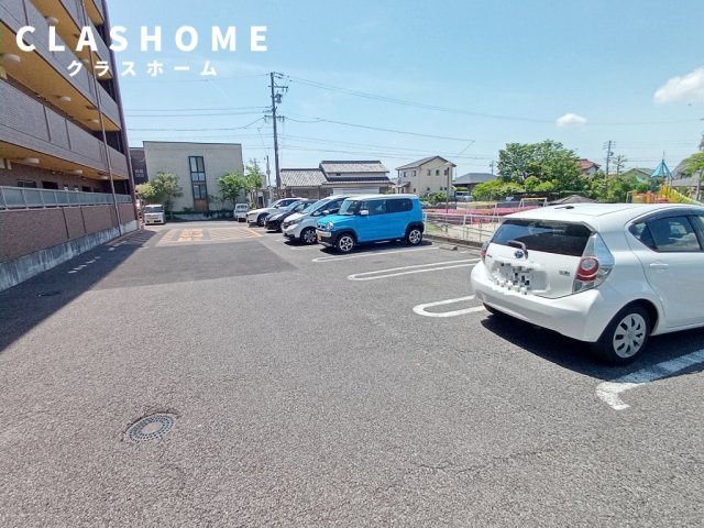 ロベリア　　刈谷市の賃貸ならクラスホーム刈谷店の駐車場