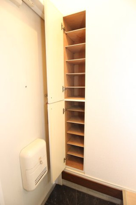 アーシャーハウスCの収納