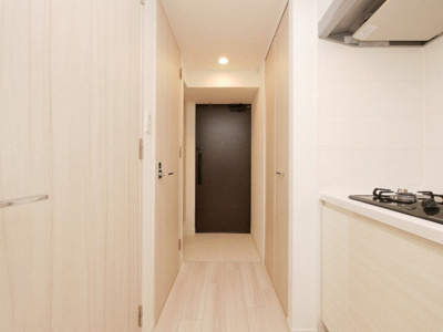 【玄関】 | S-RESIDENCE堺筋本町Uno | 明るい玄関です