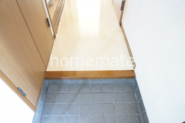 熊本市中央区黒髪３丁目の賃貸マンションの玄関