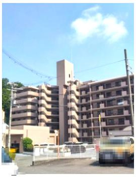 アドリーム石切山手の外観