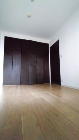 アドリーム石切山手の寝室