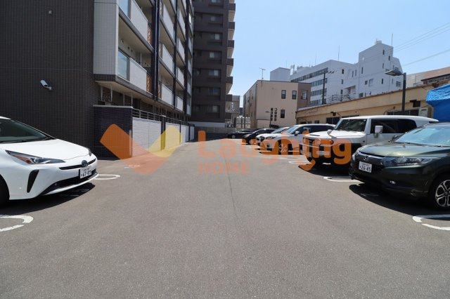 プレジデント正弥久留米駅前の駐車場|駐車場があります