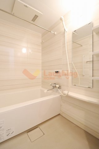 プレジデント正弥久留米駅前の浴室|きれいなお風呂です