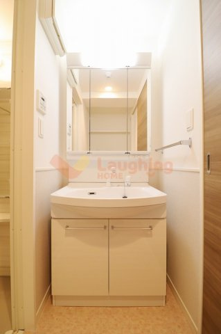 プレジデント正弥久留米駅前の洗面所|使いやすい洗面所です