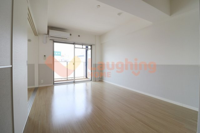 プレジデント正弥久留米駅前の内装|明るい室内です