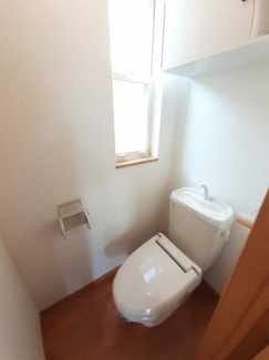 【トイレ】 | クラールエーリ | 落ち着いた色調のトイレです