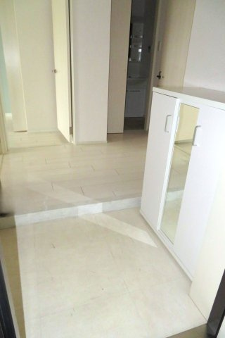 フォルム石切さくら坂の玄関